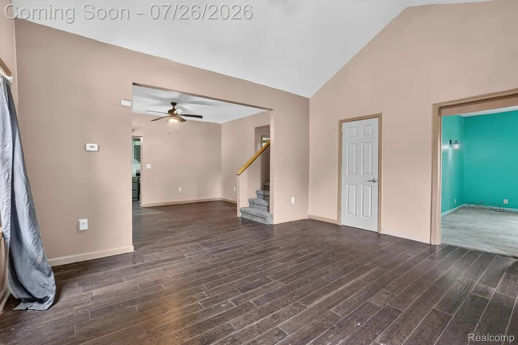 203 Grant Street Holly Township MI 48442