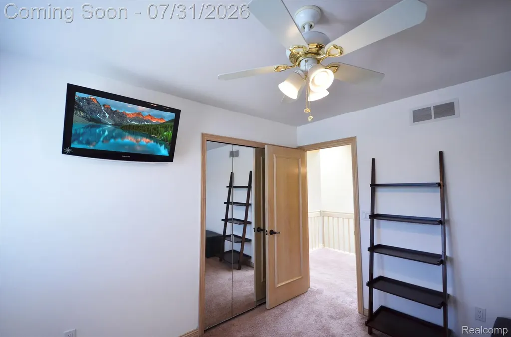 38048 Huron Pointe Drive Harrison Charter Township MI 48045