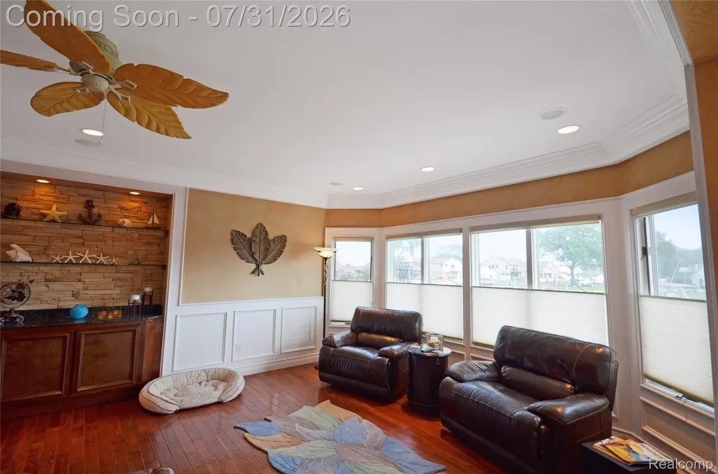 38048 Huron Pointe Drive Harrison Charter Township MI 48045