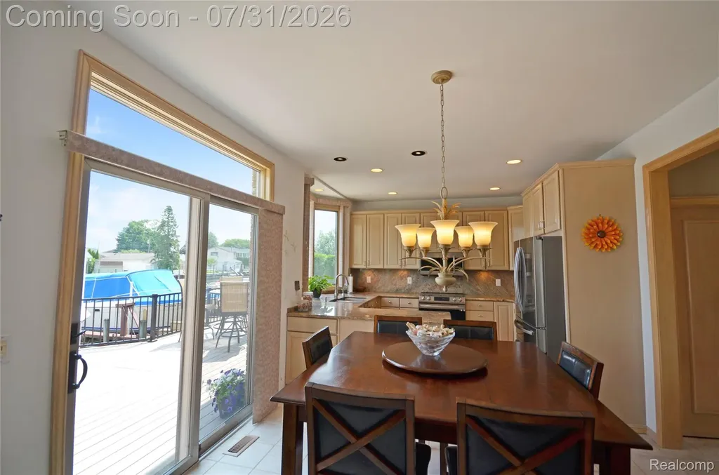 38048 Huron Pointe Drive Harrison Charter Township MI 48045