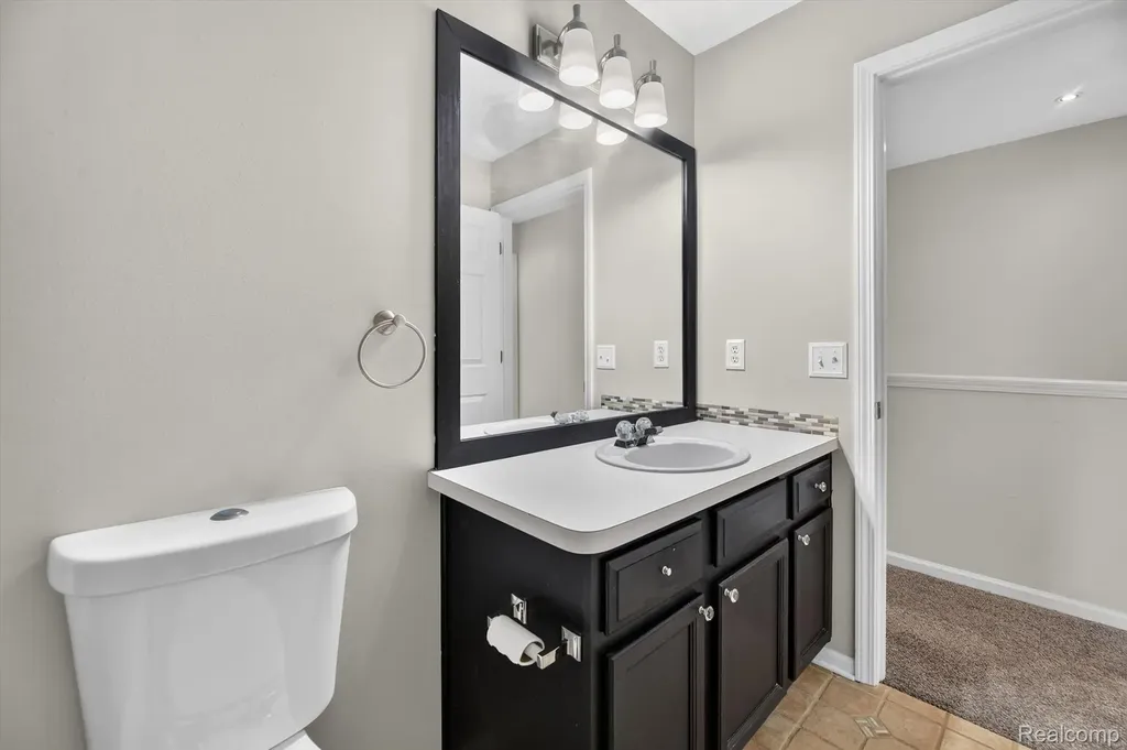 5082 Whispering Glen Trail Grand Blanc Charter Township MI 48442