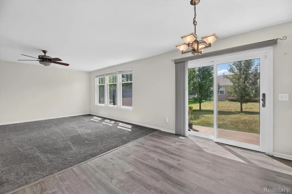 5082 Whispering Glen Trail Grand Blanc Charter Township MI 48442