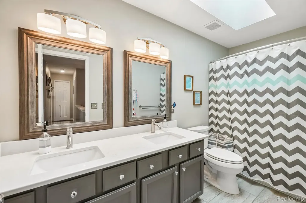 696 Vincent Street Pinckney Village MI 48169