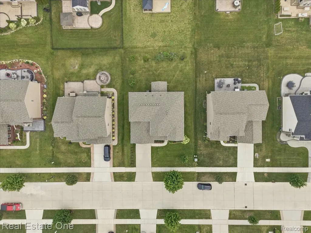 16345 Chloe Street Macomb Township MI 48044