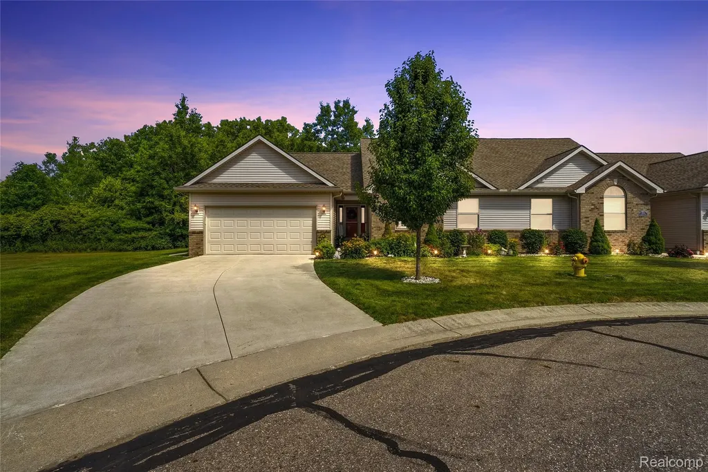 5429 Pintail Court Burton City MI 48509