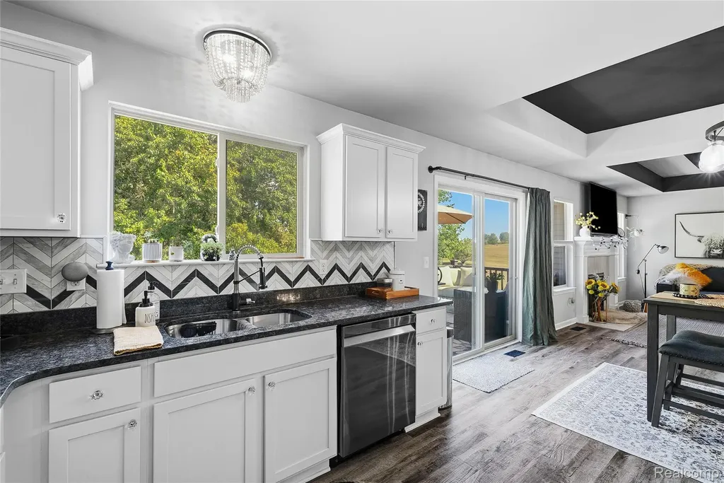5429 Pintail Court Burton City MI 48509