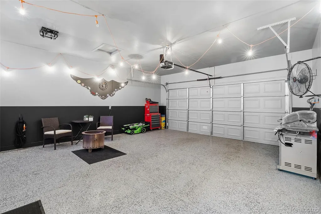 5429 Pintail Court Burton City MI 48509