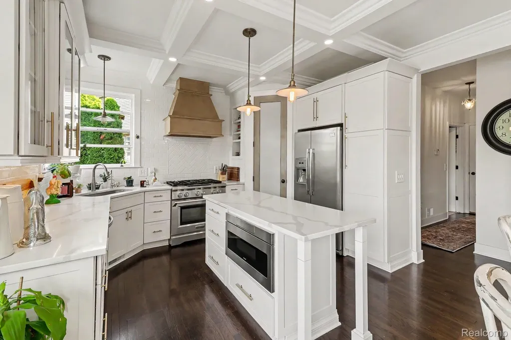 1105 Riverside Street Milford Village MI 48381