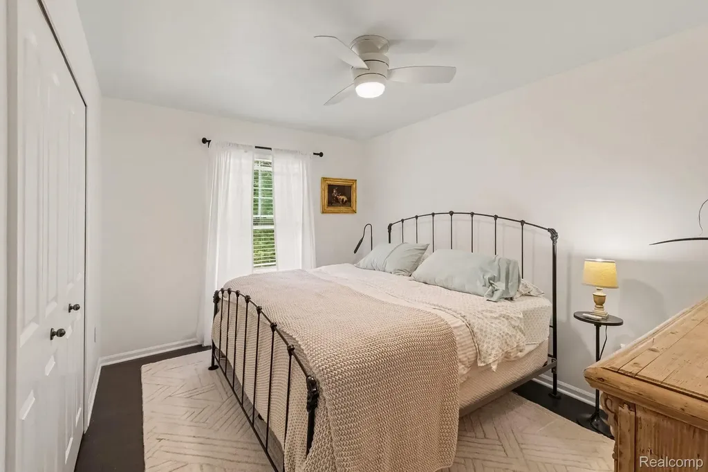 1105 Riverside Street Milford Village MI 48381