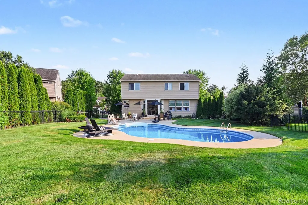 1105 Riverside Street Milford Village MI 48381