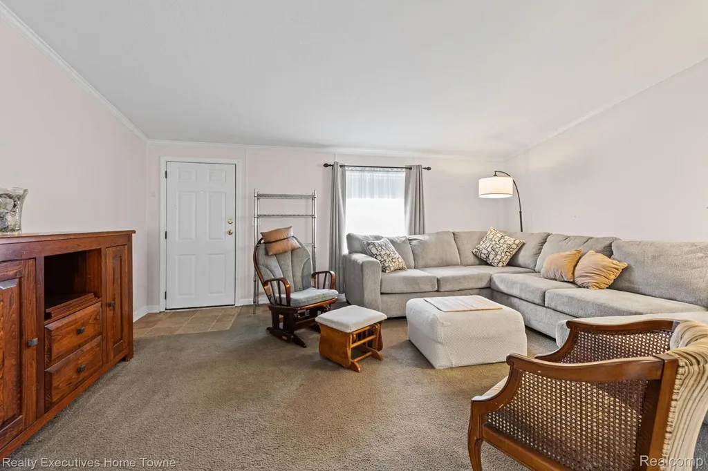 5317 Bart Casco Township MI 48064