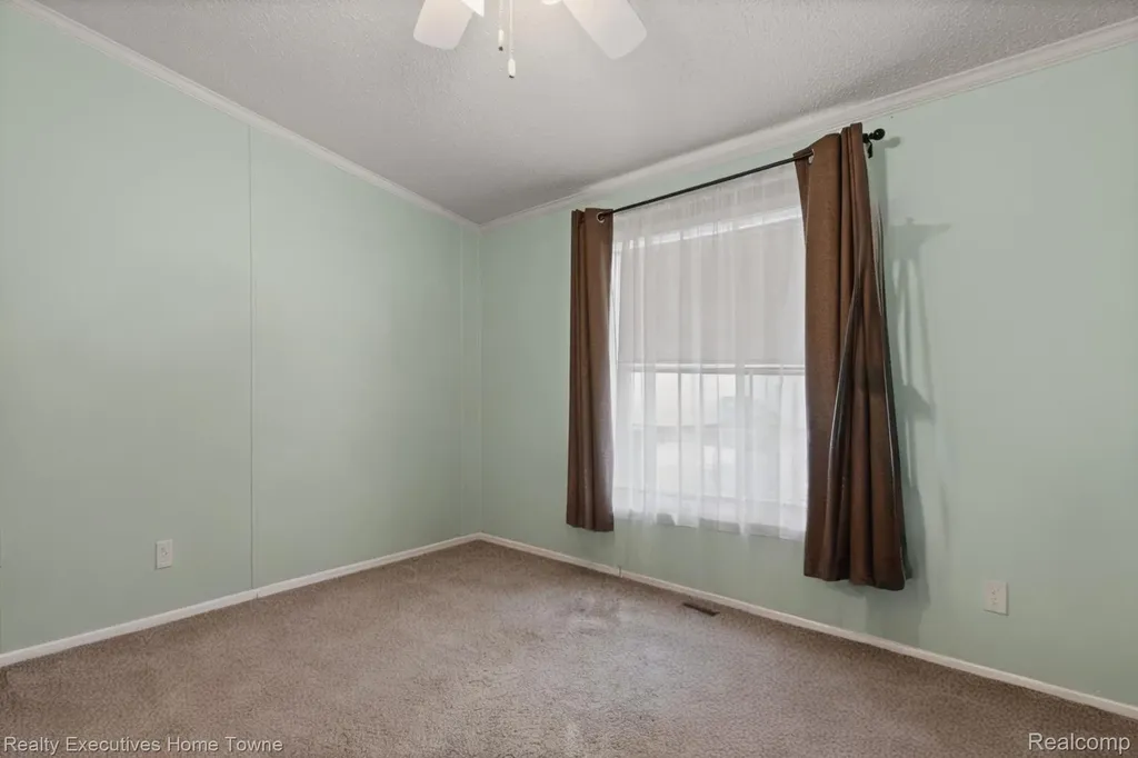 5317 Bart Casco Township MI 48064