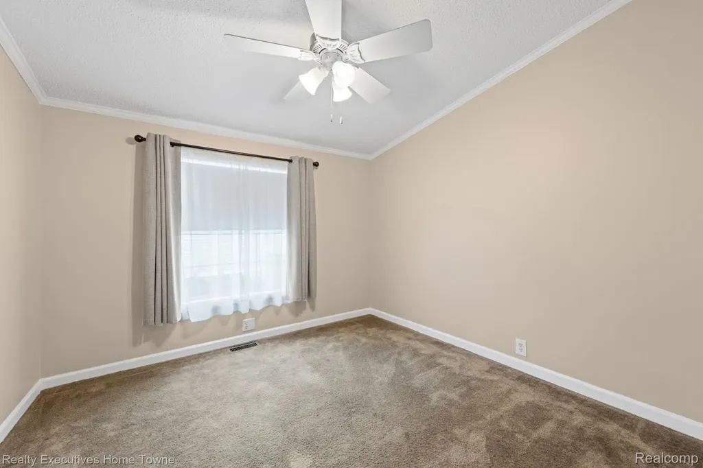 5317 Bart Casco Township MI 48064