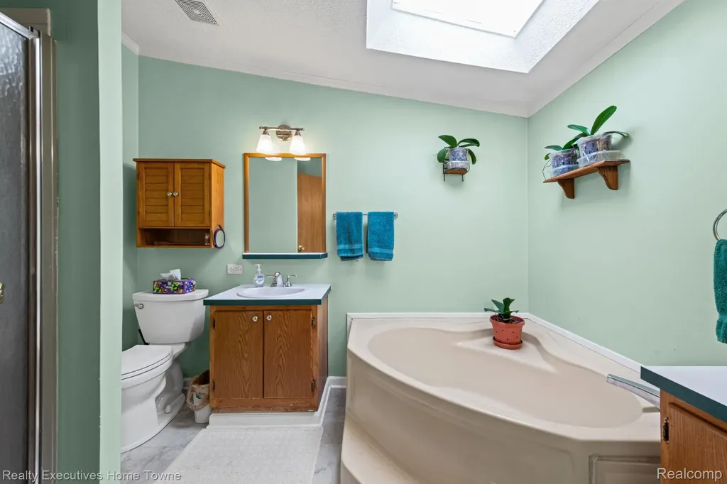 5317 Bart Casco Township MI 48064