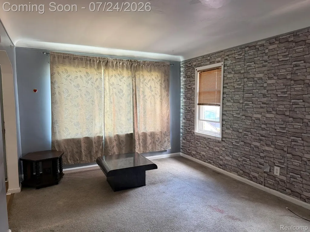 7296 Memorial Street Detroit City MI 48228