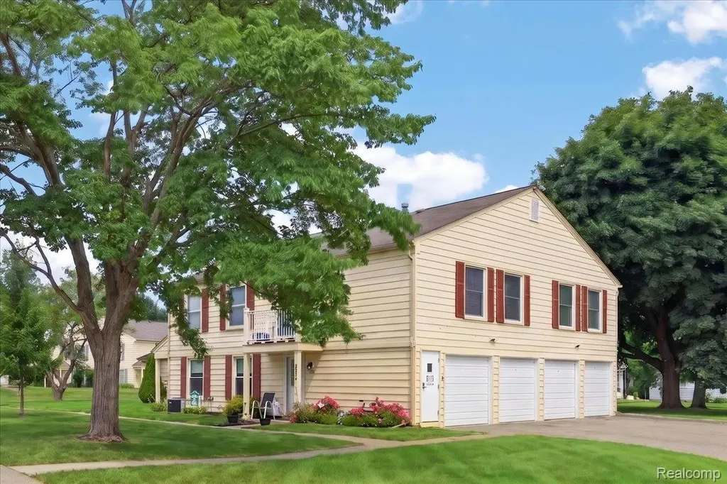 2818 Willow Court Orion Charter Township MI 48360