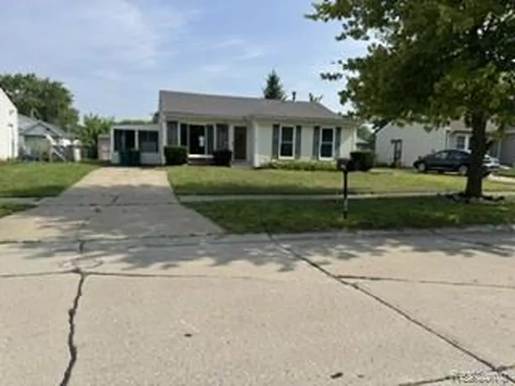 29108 Riveroak Drive Romulus City MI 48174
