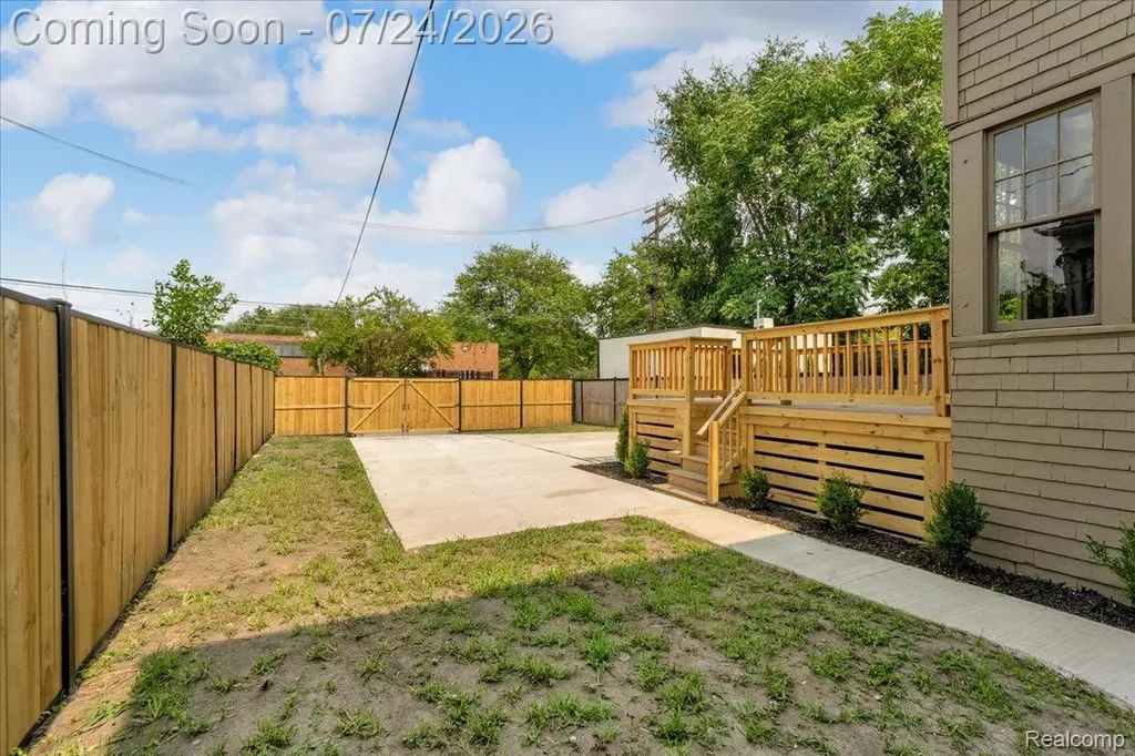 1794 Seyburn Street Detroit City MI 48214