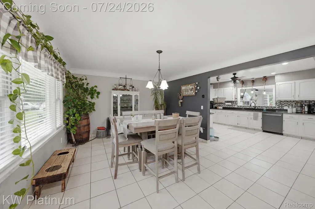 47389 Sugarbush Road Chesterfield Township MI 48047