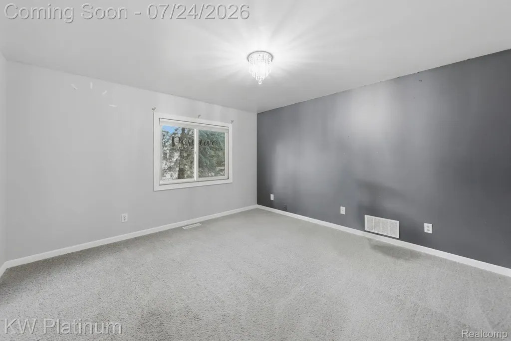 47389 Sugarbush Road Chesterfield Township MI 48047