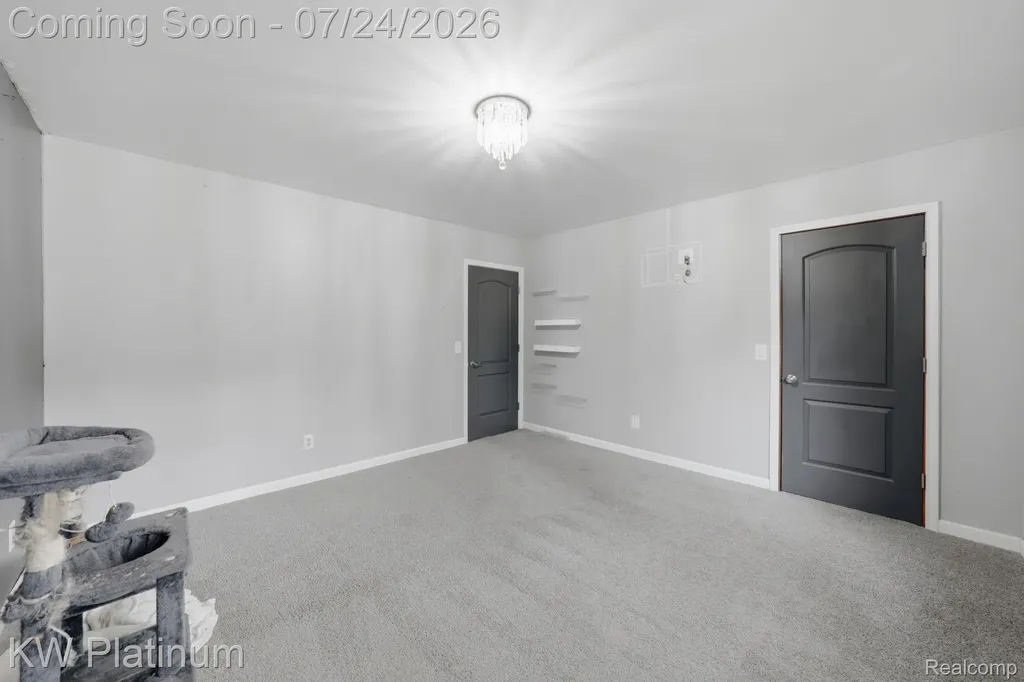 47389 Sugarbush Road Chesterfield Township MI 48047