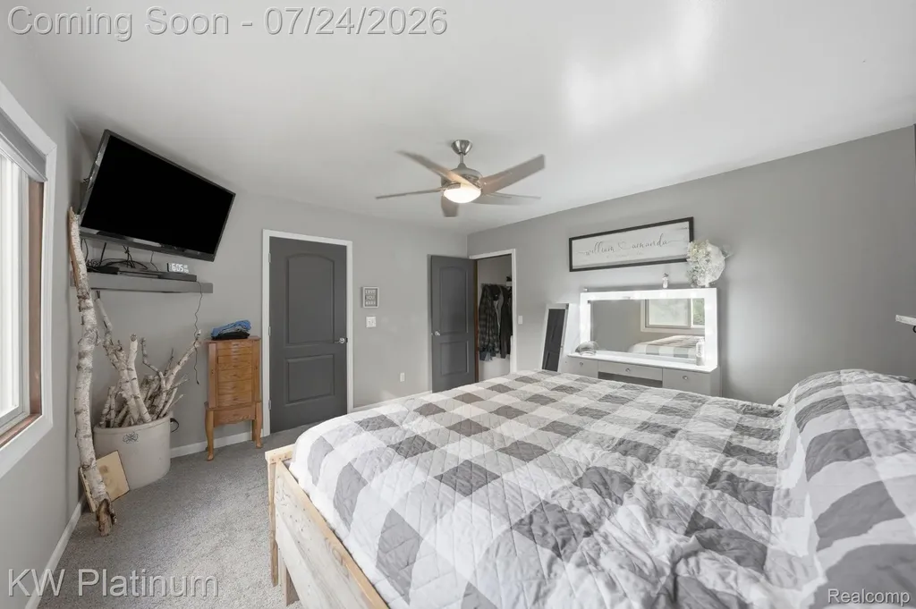 47389 Sugarbush Road Chesterfield Township MI 48047