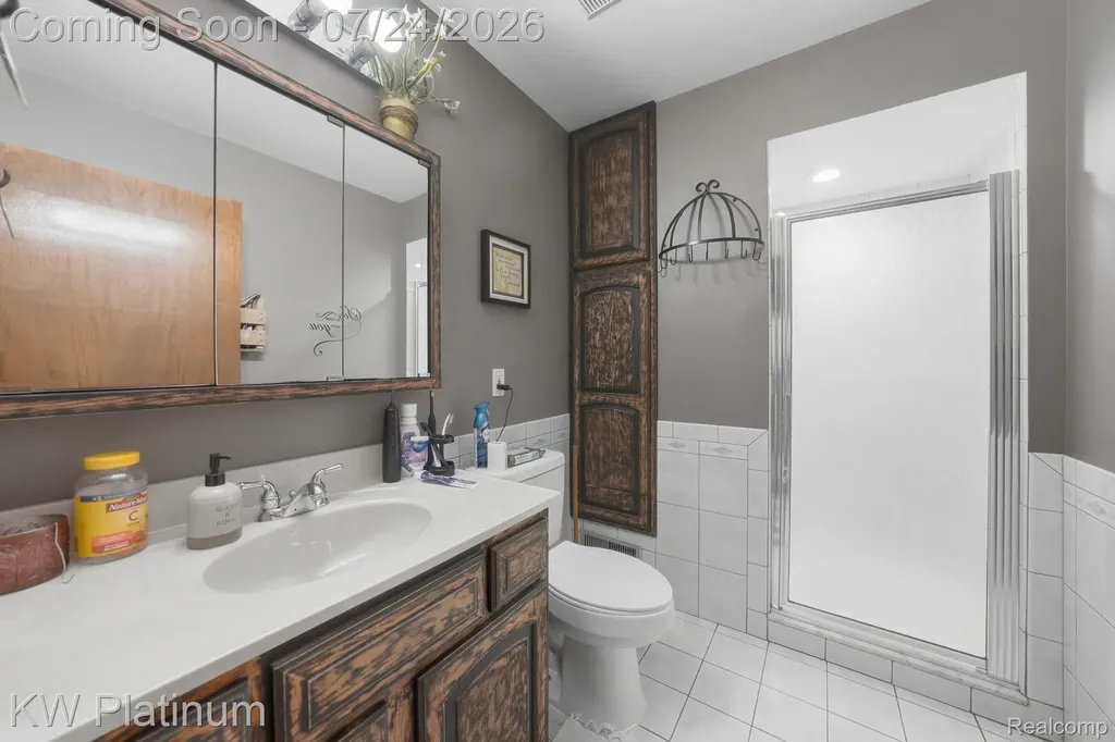 47389 Sugarbush Road Chesterfield Township MI 48047