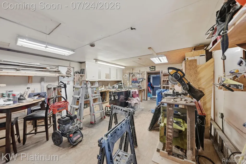 47389 Sugarbush Road Chesterfield Township MI 48047