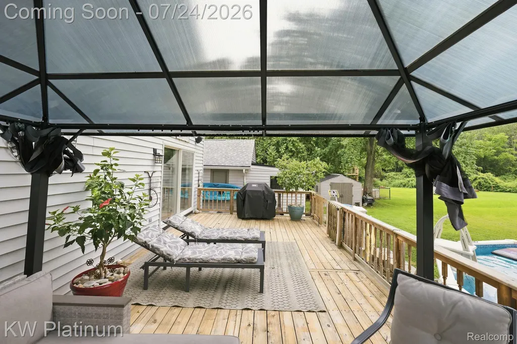 47389 Sugarbush Road Chesterfield Township MI 48047