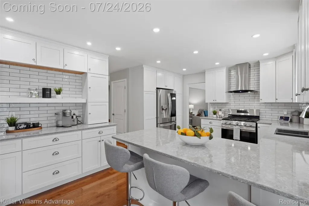 763 Banbury Court Milford Village MI 48381