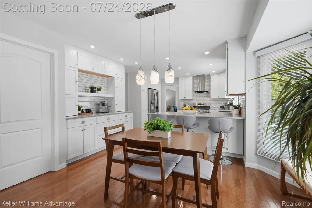 763 Banbury Court Milford Village MI 48381