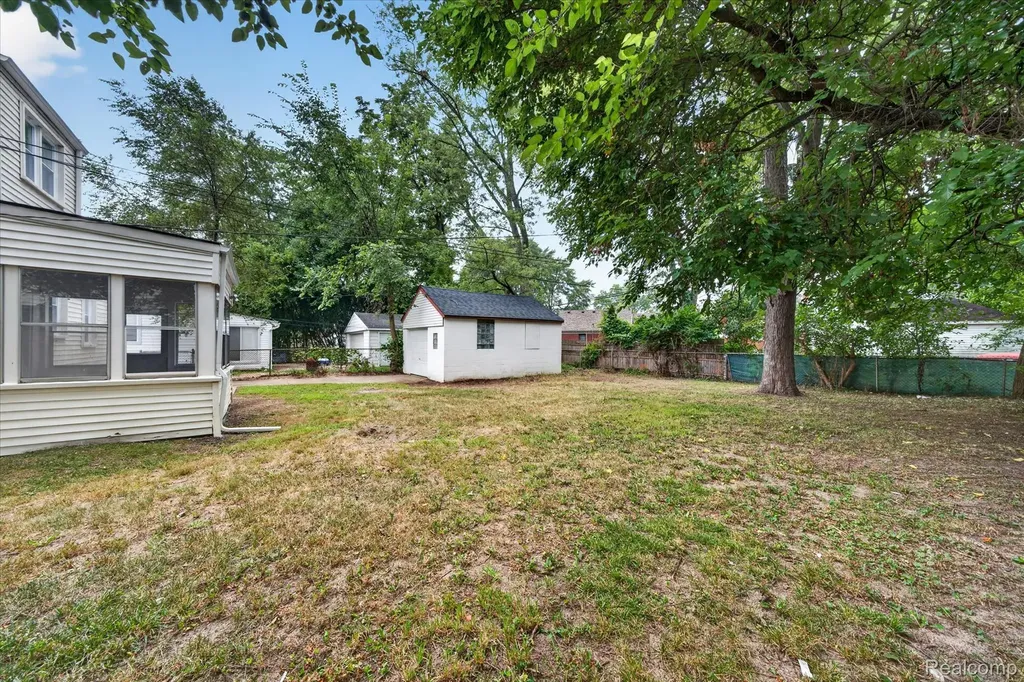 19749 Imperial Highway Redford Charter Township MI 48240