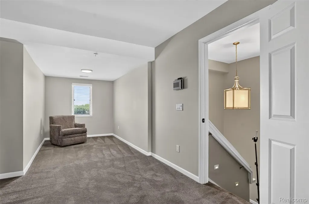 223 N Michigan Avenue Howell City MI 48843
