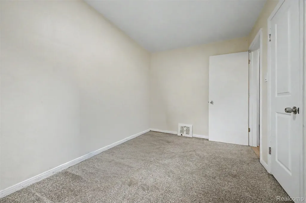 6100 Faust Avenue Detroit City MI 48228