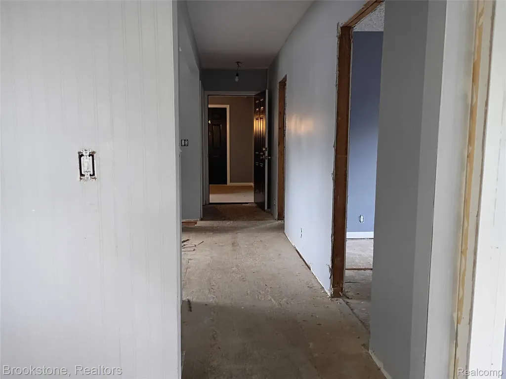 510 Pleasant Street Charlotte City MI 48813