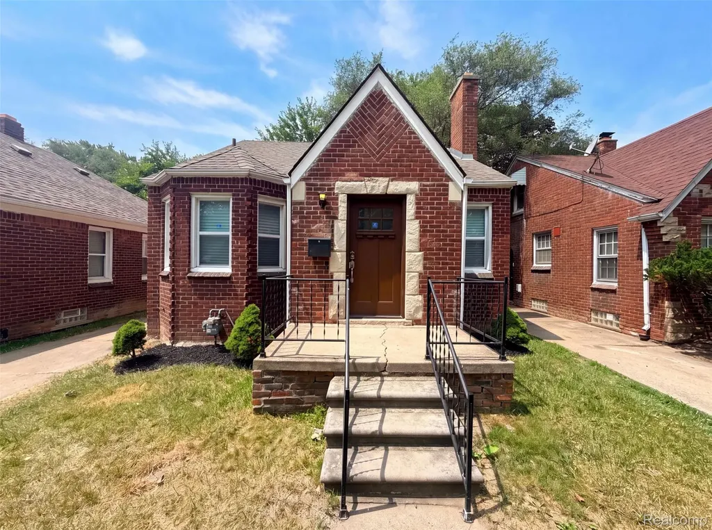 16853 Saint Marys Street Detroit City MI 48235
