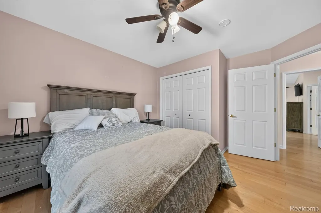 3712 Seney Drive Orion Charter Township MI 48360