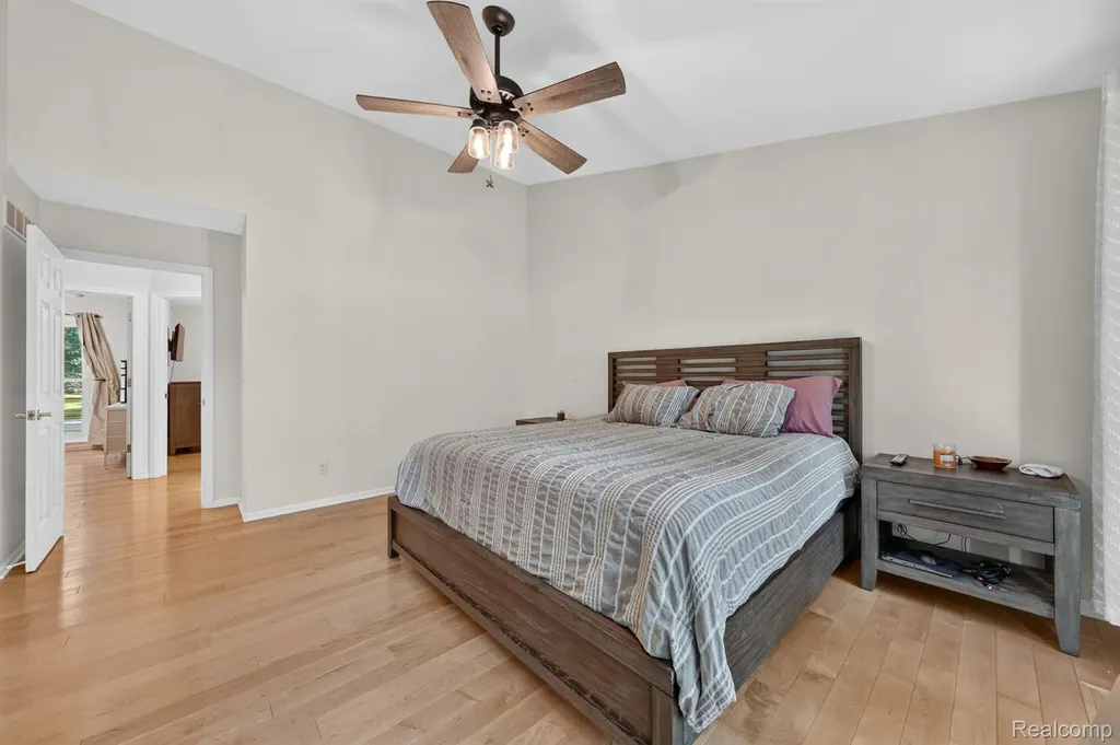 3712 Seney Drive Orion Charter Township MI 48360