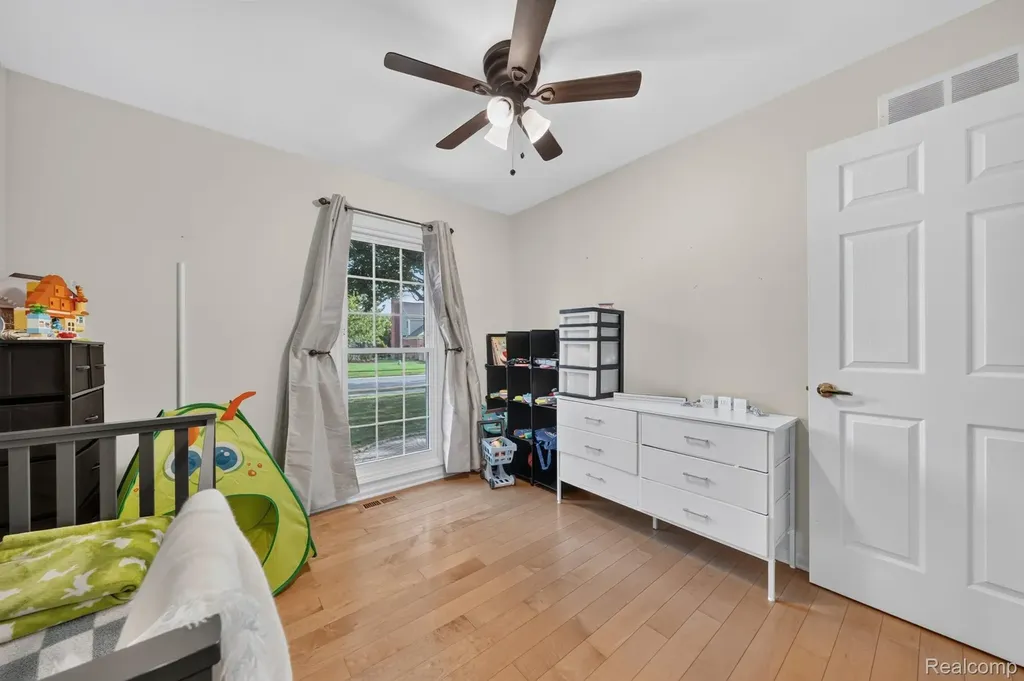 3712 Seney Drive Orion Charter Township MI 48360