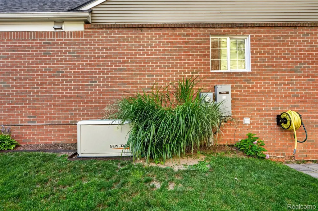 3712 Seney Drive Orion Charter Township MI 48360
