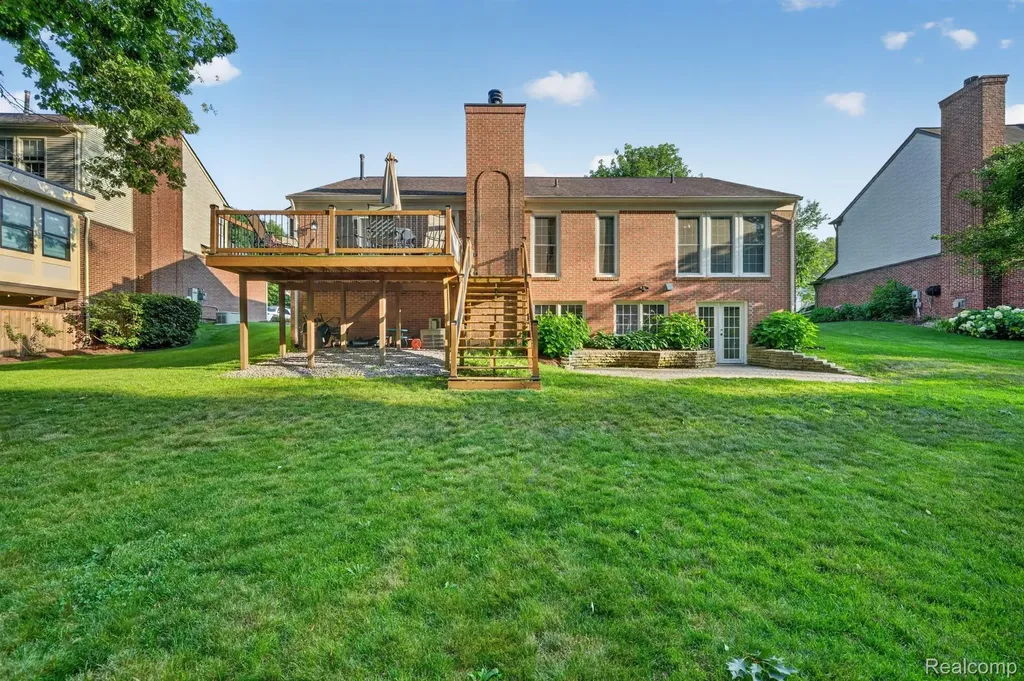 3712 Seney Drive Orion Charter Township MI 48360