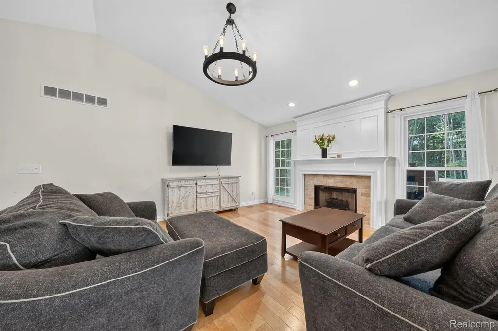 3712 Seney Drive Orion Charter Township MI 48360