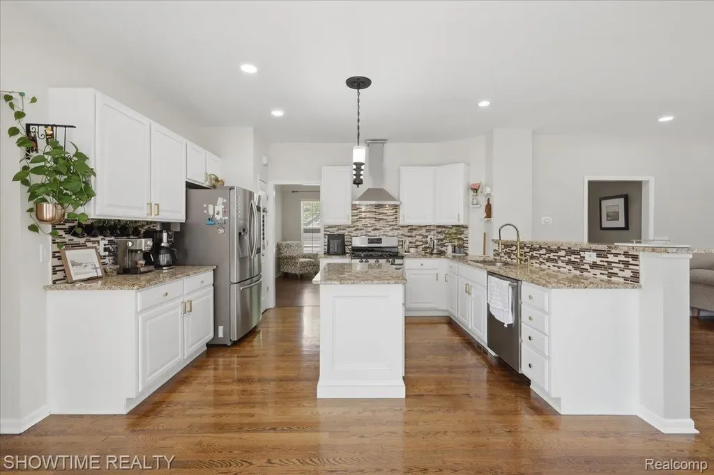 7386 Tottenham Shelby Charter Township MI 48317