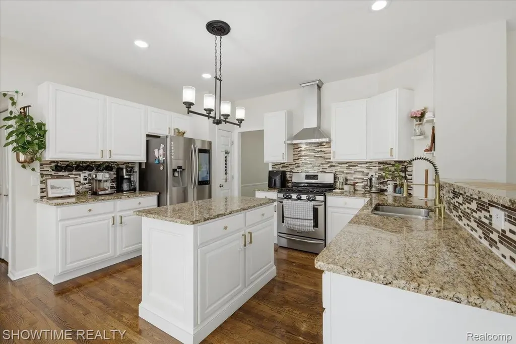 7386 Tottenham Shelby Charter Township MI 48317