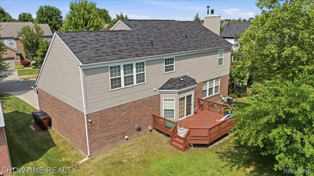 7386 Tottenham Shelby Charter Township MI 48317