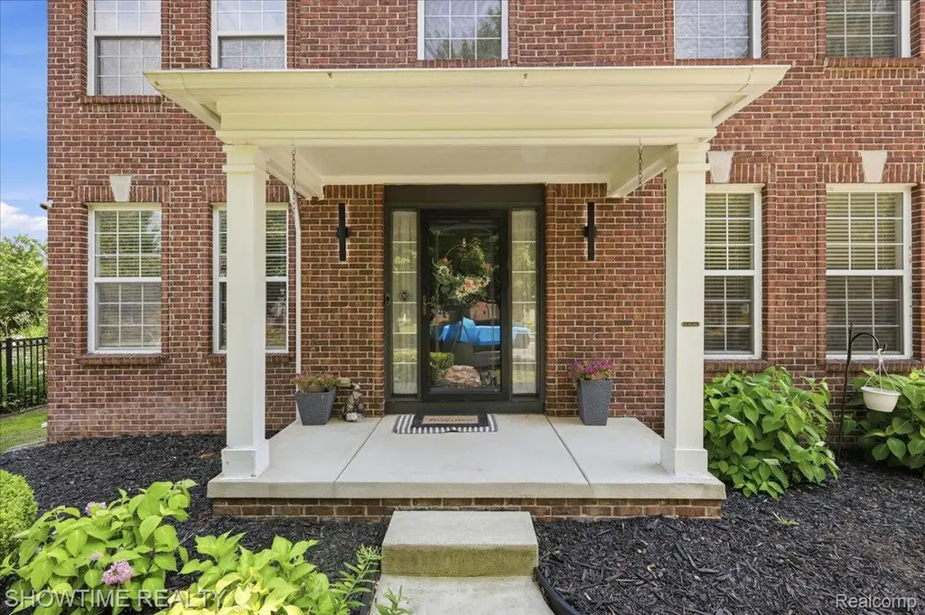 7386 Tottenham Shelby Charter Township MI 48317