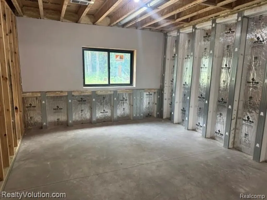 7260 Newark Road Imlay Township MI 48444