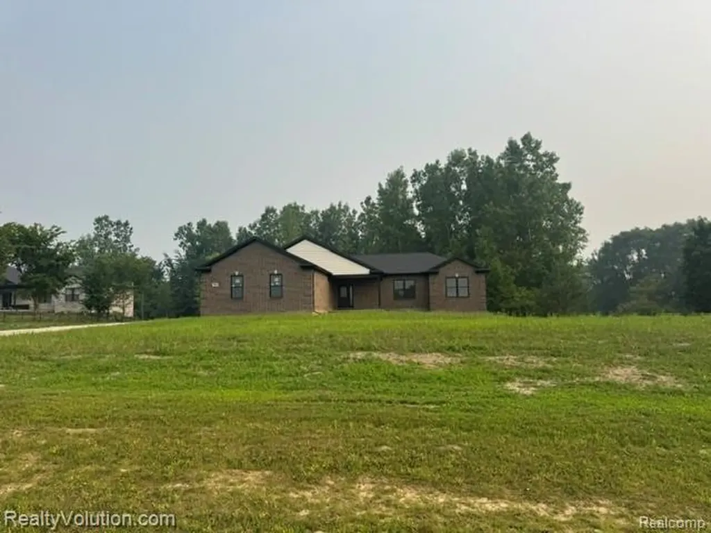 7260 Newark Road Imlay Township MI 48444