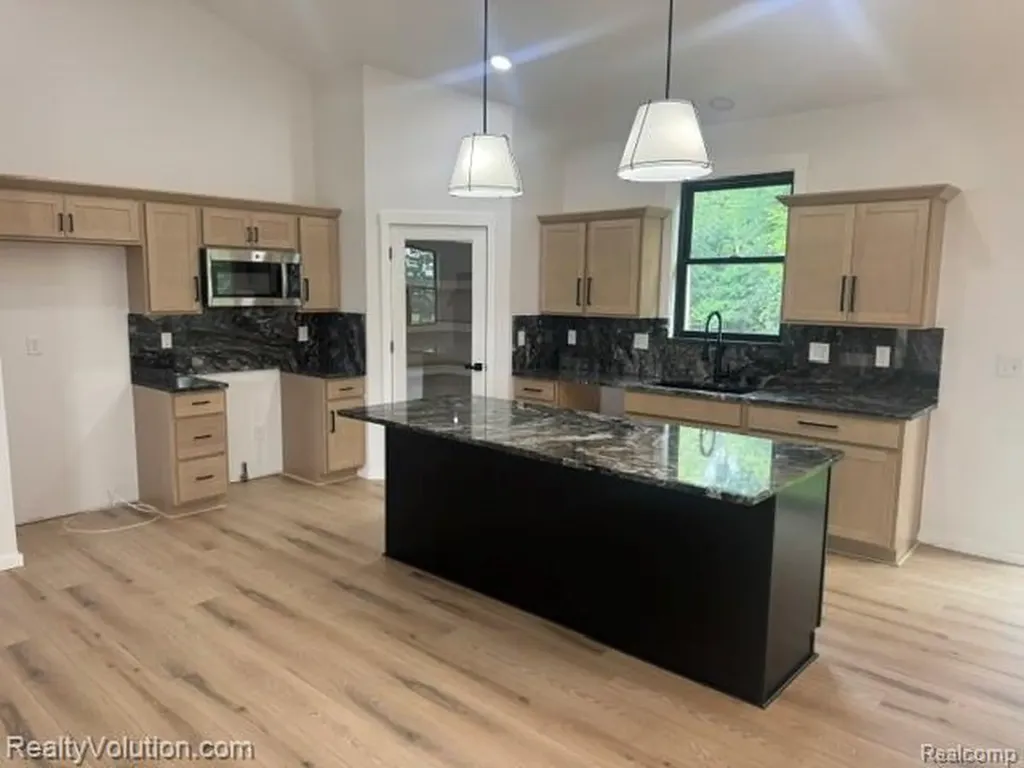 7260 Newark Road Imlay Township MI 48444