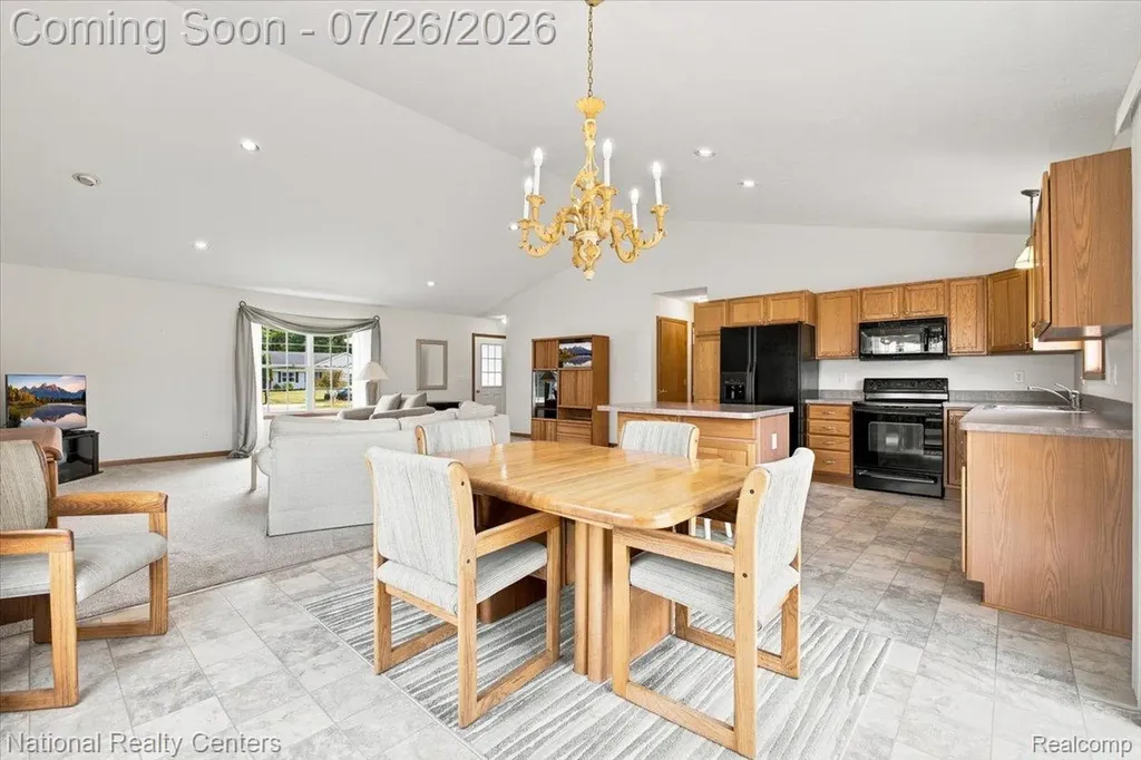 10844 Mackinaw Trail Handy Township MI 48836